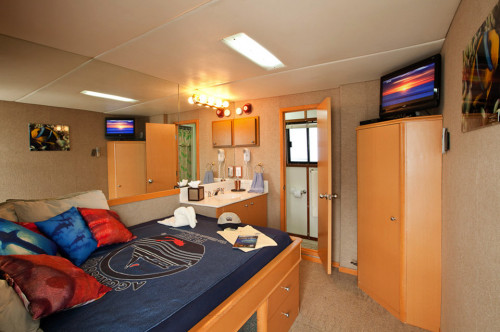 Belize Aggressor III Deluxe Stateroom Cabin