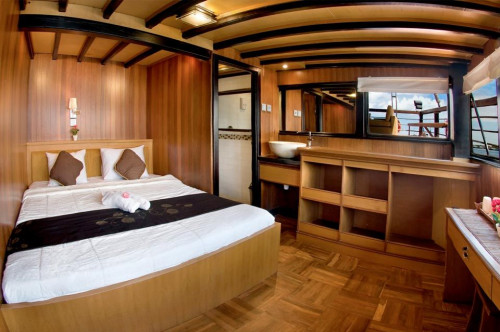 Cheng Ho Double Bed Lower Deck Cabin