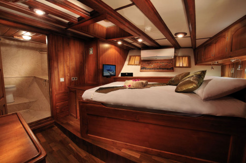 Palau Siren Premium Double Cabin